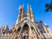 Visite guidée de la Sagrada Familia en français 2025 : Conseils & Infos