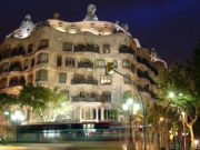 Casa Mila by Night : Entrée, tarifs et tickets