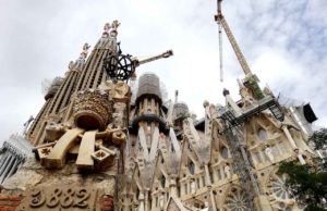 Les tours de la Sagrada Familia : prix, horaires & informations