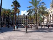 Plaza Reial : Accès, histoire, restaurants, hôtels & informations
