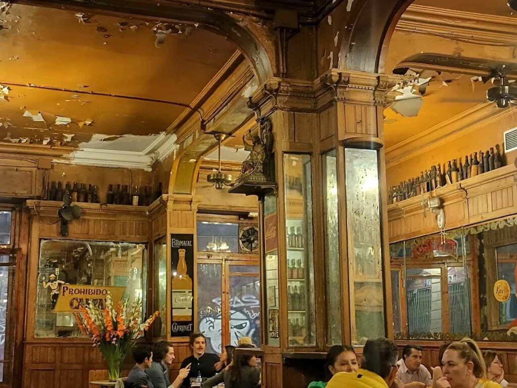 Un peu d'histoire sur le bar Marsella