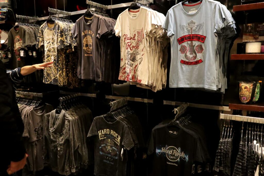 Des cadeaux originaux dans la boutique Hard Rock